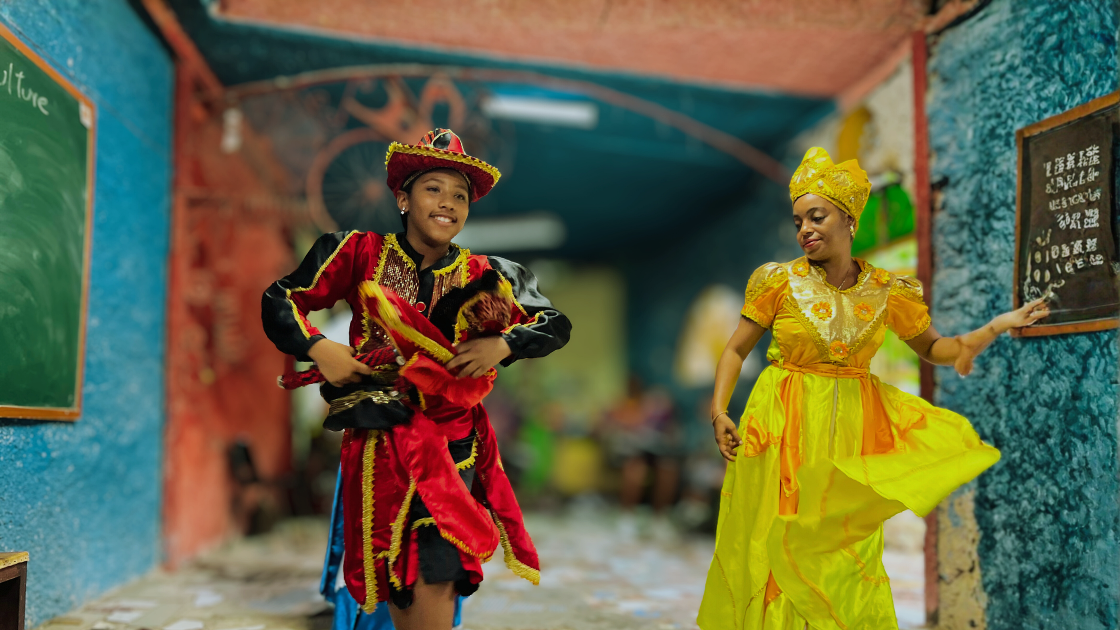 Creativrole project website hero background 1