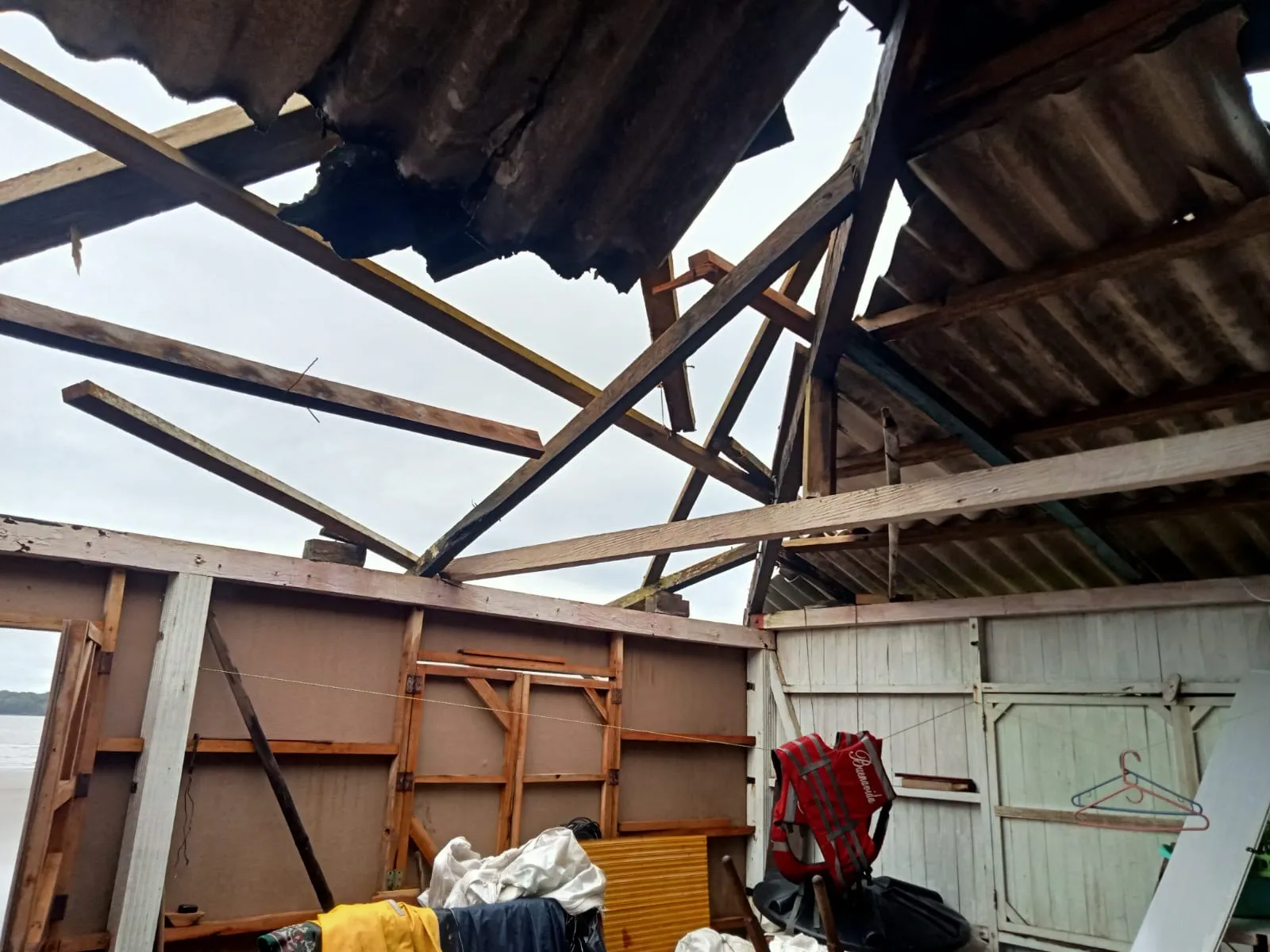 Earthquake damage to the roof of Fanny’s home and restaurant in Juanchaco